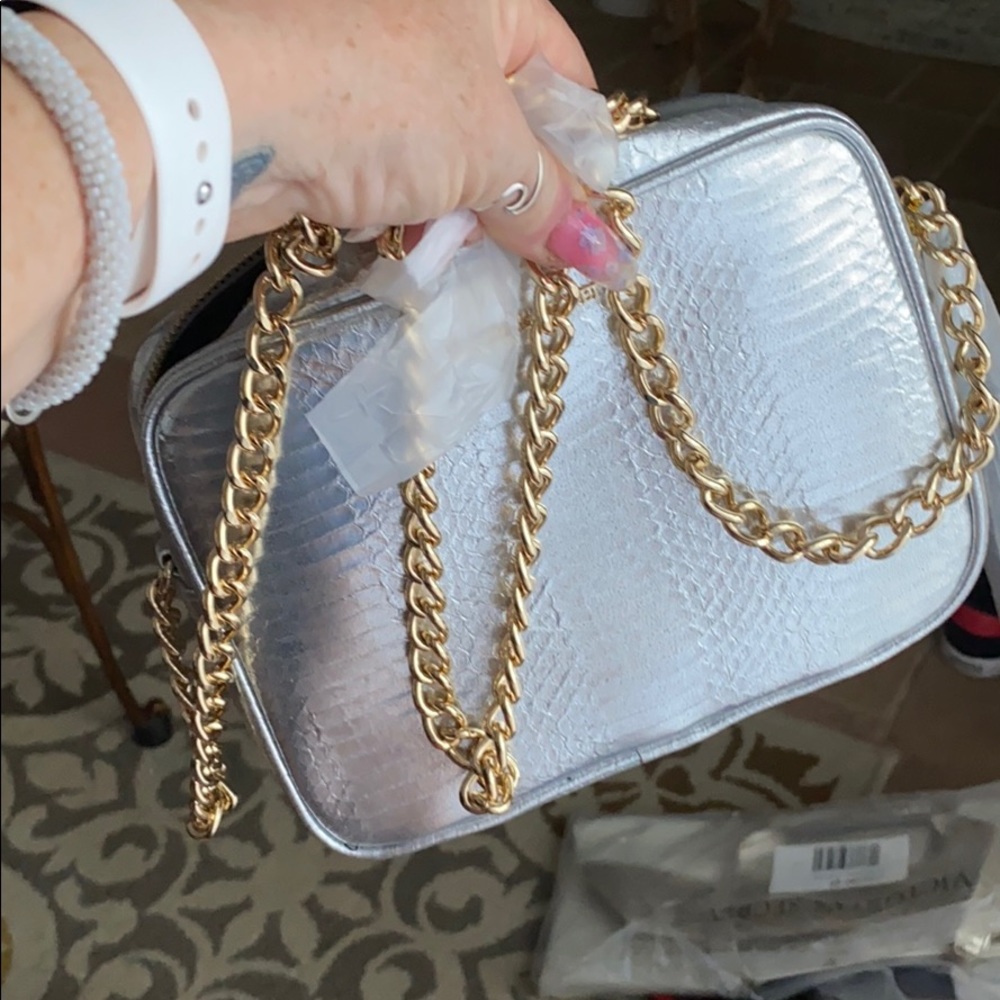 Purse - Picture 1 of 6